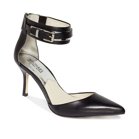 Michael kors black heels + FREE SHIPPING 